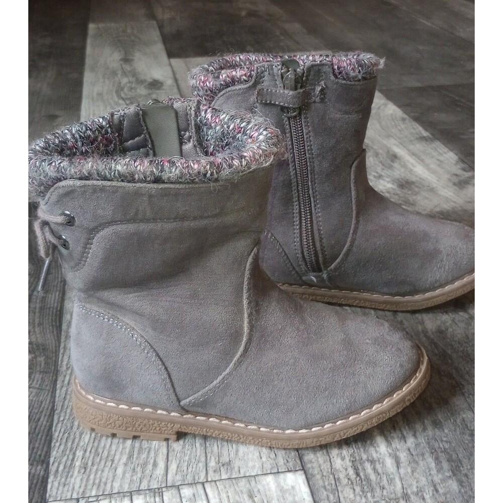 Cat & Jack Girls 6 Gray Faux Suede Ankle Boots With Knitted Cuff And Side Zip
